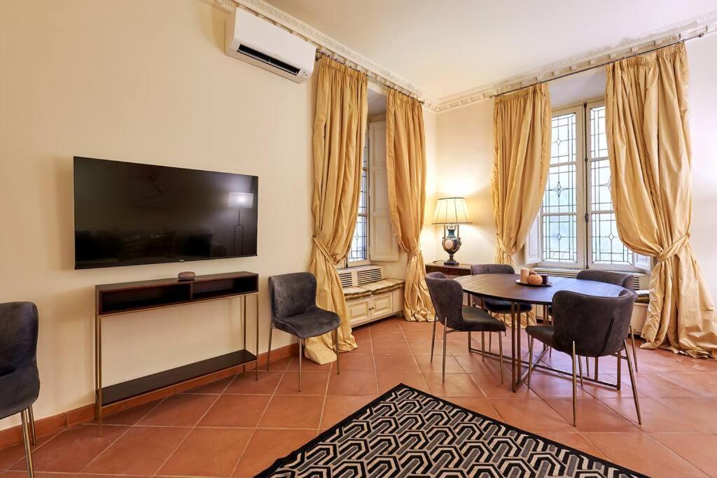Irex - Cavour Private Apartment Roma Exterior foto